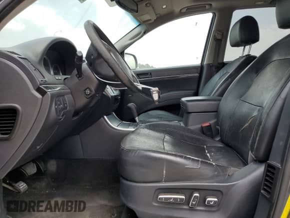 2012 Hyundai Veracruz Limited z VIN KM8NU4CC8CU199721, wystawiony jako Copart lot #56416174 z przebiegiem 225 732 mil mil oraz Czysty tytuł • Clean title. Historia ofert i sprzedaży dostępna na DreamBid. Obrazek 7.