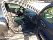 ✅ 2015 Chrysler 200 Limited • VIN: 1C3CCCABXFN646183 • Lot: 43697967. Wystawiony na IAAI z przebiegiem 194 895 mil. Bezpłatny archiwum sprzedaży aukcyjnych z USA i szczegółowy raport historii pojazdu na DreamBid. Zdjęcie 5.