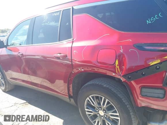 2026 Chevrolet Traverse FWD LT с VIN 1GNERGKS8TJ186105, выставлен на аукционе IAAI как лот 43588108 с пробегом 379 миль миль и . История ставок и продаж доступна на DreamBid. Изображение 14.