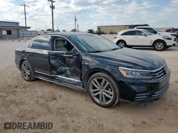✅ 2017 Volkswagen Passat R-Line • VIN: 1VWDT7A32HC020770 • Lot: 80819165. Listed on Copart with 115,363 mi. Free auction sales archive from the USA and detailed vehicle history report at DreamBid. Image 4.