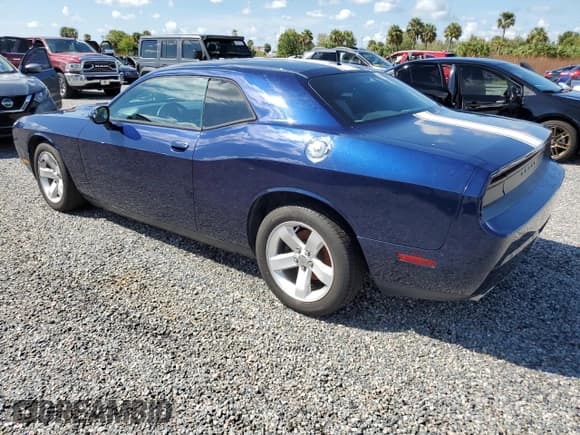 ✅ 2014 Dodge Challenger SXT • VIN: 2C3CDYAG7EH101068 • Lot: 74075524. Wystawiony na Copart z przebiegiem Nie podano. Bezpłatny archiwum sprzedaży aukcyjnych z USA i szczegółowy raport historii pojazdu na DreamBid. Zdjęcie 2.