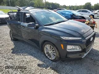 ✅ 2018 Hyundai Kona SEL • VIN: KM8K62AA4JU163380 • Лот: 67961713. Опубликован ранее на Copart с пробегом 62 720 миль. Бесплатный доступ к архиву аукционных продаж из США и подробный отчёт об истории автомобиля на DreamBid. Изображение 4.