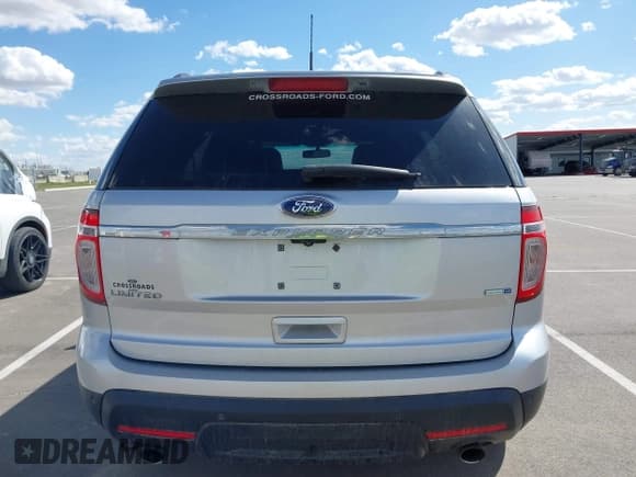 ✅ 2013 Ford Explorer Limited • VIN: 1FM5K8F86DGB72067 • Lot: 42014199. Wystawiony na IAAI z przebiegiem 210 132 mil. Bezpłatny archiwum sprzedaży aukcyjnych z USA i szczegółowy raport historii pojazdu na DreamBid. Zdjęcie 17.