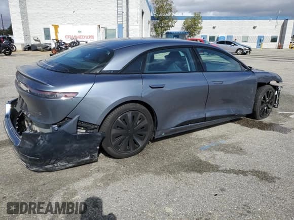 ✅ 2025 Lucid Air Pure • VIN: 50EA1PGA3SA006389 • Lot: 43736215. Wystawiony na Copart z przebiegiem 2 682 mil. Bezpłatny archiwum sprzedaży aukcyjnych z USA i szczegółowy raport historii pojazdu na DreamBid. Zdjęcie 3.