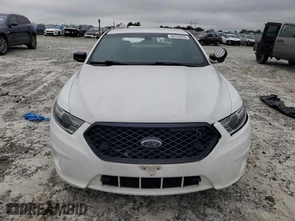 ✅ 2016 Ford Police Interceptor • VIN: 1FAHP2MT2GG154666 • Lot: 60704855. Listed on Copart with 90,210 mi. Free auction sales archive from the USA and detailed vehicle history report at DreamBid. Image 5.