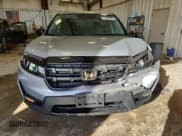 ✅ 2025 Honda Ridgeline Sport • VIN: 5FPYK3F11SB001801 • Lot: 92309205. Wystawiony na Copart z przebiegiem 4 505 mil. Bezpłatny archiwum sprzedaży aukcyjnych z USA i szczegółowy raport historii pojazdu na DreamBid. Zdjęcie 5.