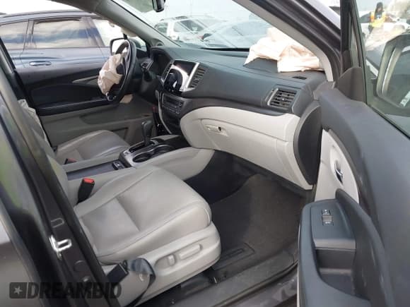 ✅ 2018 Honda Pilot EX-L • VIN: 5FNYF6H57JB014338 • Lot: 43791400. Listed on IAAI with 70,924 mi. Free auction sales archive from the USA and detailed vehicle history report at DreamBid. Image 5.