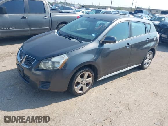 ✅ 2009 Pontiac Vibe • VIN: 5Y2SM67009Z401921 • Lot: 43077443. Listed on IAAI with 87,673 mi. Free auction sales archive from the USA and detailed vehicle history report at DreamBid. Image 2.