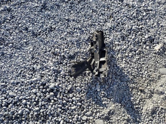 ✅ 2005 Hyundai Sonata GL • VIN: KMHWF25S25A145133 • Лот: 77560394. Опубликован ранее на Copart с пробегом 83 660 миль. Бесплатный доступ к архиву аукционных продаж из США и подробный отчёт об истории автомобиля на DreamBid. Изображение 12.