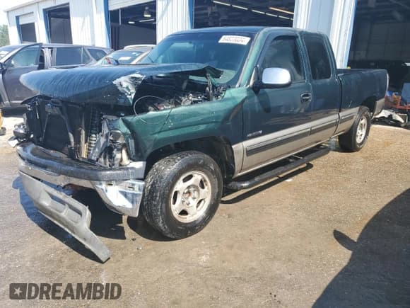 ✅ 2002 Chevrolet Silverado 1500 LS • VIN: 1GCEC19V02Z334156 • Лот: 64823034. Опубликован ранее на Copart с пробегом 237 243 миль. Бесплатный доступ к архиву аукционных продаж из США и подробный отчёт об истории автомобиля на DreamBid. Изображение 1.