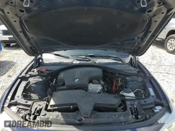 ✅ 2015 BMW 4 Series 428i • VIN: WBA3N3C56FK232264 • Лот: 70759775. Опубликован ранее на Copart с пробегом 102 687 миль. Бесплатный доступ к архиву аукционных продаж из США и подробный отчёт об истории автомобиля на DreamBid. Изображение 11.