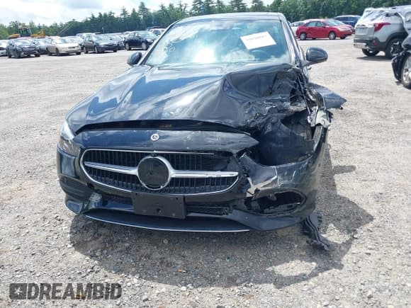 ✅ 2022 Mercedes-Benz C 300 • VIN: W1KAF4HB8NR053120 • Lot: 39848807. Wystawiony na IAAI z przebiegiem 26 483 mil. Bezpłatny archiwum sprzedaży aukcyjnych z USA i szczegółowy raport historii pojazdu na DreamBid. Zdjęcie 6.