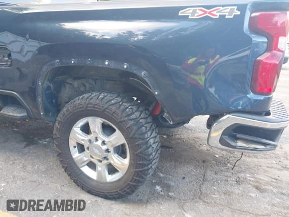 ✅ 2021 Chevrolet Silverado 2500HD LTZ • VIN: 1GC1YPEY5MF156798 • Lot: 43087195. Listed on IAAI with 45,692 mi. Free auction sales archive from the USA and detailed vehicle history report at DreamBid. Image 6.