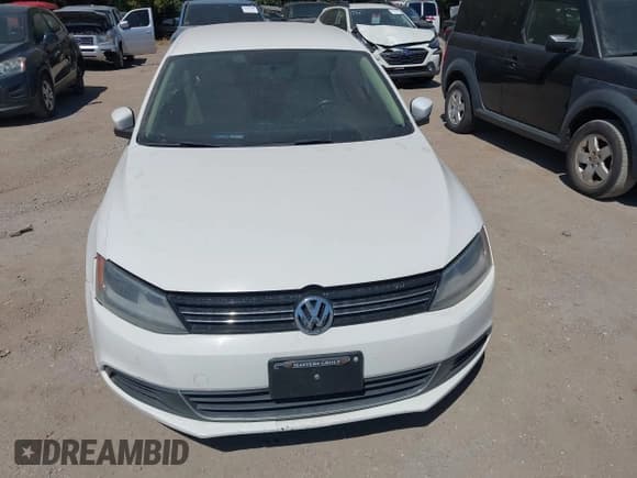 ✅ 2014 Volkswagen Jetta TDI • VIN: 3VWLL7AJ4EM360703 • Lot: 43136443. Wystawiony na IAAI z przebiegiem 153 755 mil. Bezpłatny archiwum sprzedaży aukcyjnych z USA i szczegółowy raport historii pojazdu na DreamBid. Zdjęcie 6.