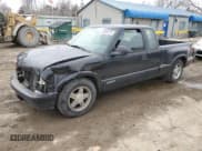 ✅ 1998 Chevrolet S-10 LS • VIN: 1GCCS19X0W8130884 • Лот: 45309515. Опубликован ранее на Copart с пробегом 75 142 миль. Бесплатный доступ к архиву аукционных продаж из США и подробный отчёт об истории автомобиля на DreamBid. Изображение 1.