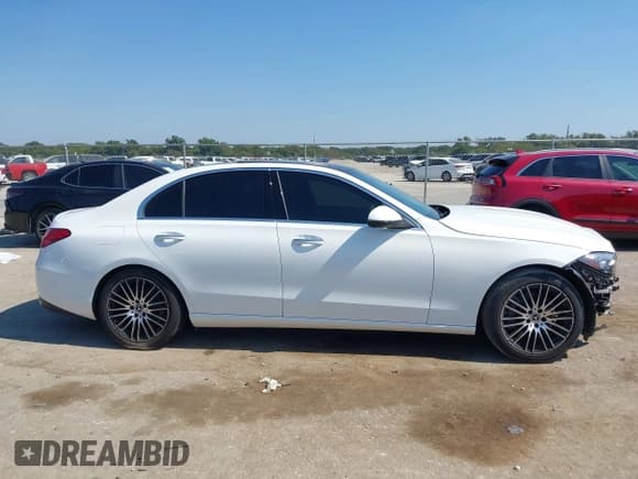 ✅ 2024 Mercedes-Benz C 300 • VIN: W1KAF4GB0RR207200 • Lot: 43416494. Listed on IAAI with 32,671 mi. Free auction sales archive from the USA and detailed vehicle history report at DreamBid. Image 13.