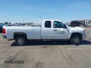 ✅ 2008 Chevrolet Silverado 2500HD 1LT • VIN: 1GCHK29K88E214195 • Lot: 42606508. Wystawiony na IAAI z przebiegiem 144 506 mil. Bezpłatny archiwum sprzedaży aukcyjnych z USA i szczegółowy raport historii pojazdu na DreamBid. Zdjęcie 13.