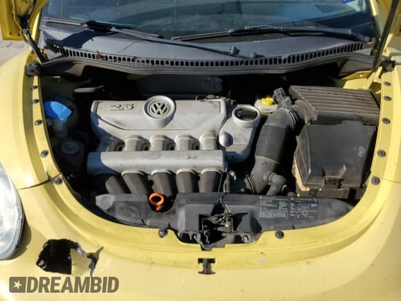 ✅ 2007 Volkswagen Beetle • VIN: 3VWRW31C97M516829 • Lot: 41618945. Listed on Copart with 51,562 mi. Free auction sales archive from the USA and detailed vehicle history report at DreamBid. Image 11.