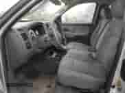 2006 Dodge Dakota ST z VIN 1D7HE22K96S532249, wystawiony jako Copart lot #81780264 z przebiegiem 98 869 mil mil oraz Szkoda całkowita • Salvage title. Historia ofert i sprzedaży dostępna na DreamBid. Obrazek 7.