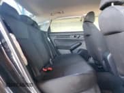 ✅ 2023 Honda Civic LX • VIN: 2HGFE2F2XPH568540 • Lot: 70373155. Wystawiony na Copart z przebiegiem 26 259 mil. Bezpłatny archiwum sprzedaży aukcyjnych z USA i szczegółowy raport historii pojazdu na DreamBid. Zdjęcie 10.