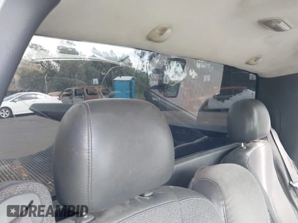 ✅ 2005 Chevrolet Silverado 2500HD Work Truck • VIN: 1GCHC24U95E146040 • Лот: 41890471. Опубликован ранее на IAAI с пробегом 190 128 миль. Бесплатный доступ к архиву аукционных продаж из США и подробный отчёт об истории автомобиля на DreamBid. Изображение 8.