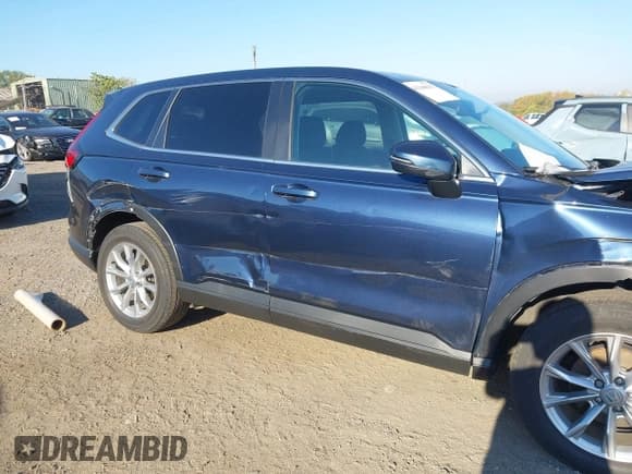 ✅ 2024 Honda CR-V EX • VIN: 2HKRS4H46RH418692 • Lot: 43368633. Listed on IAAI with 24,178 mi. Free auction sales archive from the USA and detailed vehicle history report at DreamBid. Image 18.