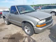 ✅ 1999 Chevrolet S-10 • VIN: 1GCCS144XX8186944 • Лот: 42250440. Опубликован ранее на IAAI с пробегом 182 741 миль. Бесплатный доступ к архиву аукционных продаж из США и подробный отчёт об истории автомобиля на DreamBid. Изображение 1.