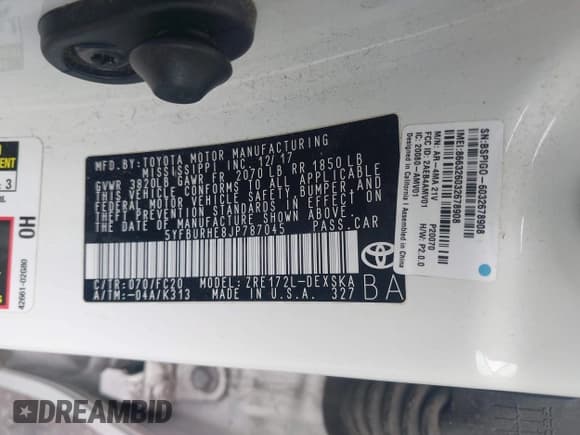 ✅ 2018 Toyota Corolla LE • VIN: 5YFBURHE8JP787045 • Lot: 43715533. Listed on IAAI with 105,003 mi. Free auction sales archive from the USA and detailed vehicle history report at DreamBid. Image 9.