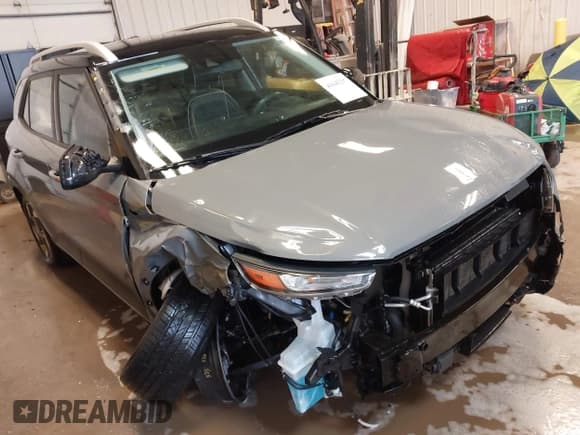 ✅ 2022 Hyundai Venue Limited • VIN: KMHRC8A37NU174410 • Lot: 41646297. Listed on IAAI with 47,210 mi. Free auction sales archive from the USA and detailed vehicle history report at DreamBid. Image 1.