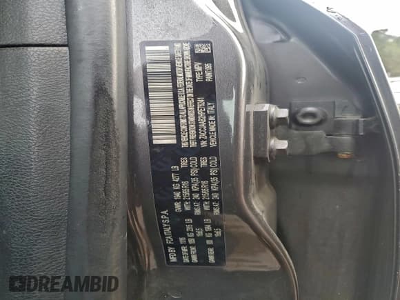 ✅ 2017 Jeep Renegade Sport • VIN: ZACCJAAB2HPE76241 • Lot: 94289825. Wystawiony na Copart z przebiegiem 240 141 mil. Bezpłatny archiwum sprzedaży aukcyjnych z USA i szczegółowy raport historii pojazdu na DreamBid. Zdjęcie 13.