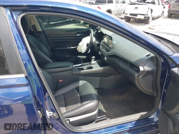 ✅ 2021 Nissan Altima SR • VIN: 1N4BL4CV1MN315208 • Lot: 42102322. Listed on IAAI with 105,485 mi. Free auction sales archive from the USA and detailed vehicle history report at DreamBid. Image 5.