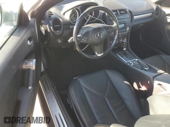 ✅ 2011 Mercedes-Benz SLK 300 • VIN: WDBWK5EA0BF238481 • Lot: 41749445. Listed on Copart with 73,411 mi. Free auction sales archive from the USA and detailed vehicle history report at DreamBid. Image 8.