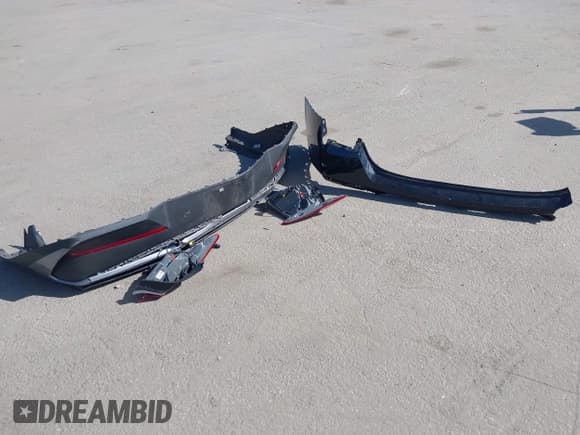 ✅ 2024 Hyundai Elantra SE • VIN: KMHLL4DG9RU675835 • Lot: 43383823. Listed on IAAI with 37,022 mi. Free auction sales archive from the USA and detailed vehicle history report at DreamBid. Image 12.