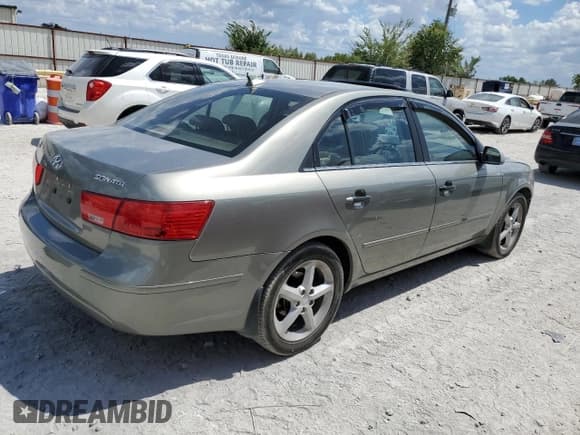 ✅ 2009 Hyundai Sonata GLS • VIN: 5NPET46C39H488558 • Лот: 69223054. Опубликован ранее на Copart с пробегом 174 954 миль. Бесплатный доступ к архиву аукционных продаж из США и подробный отчёт об истории автомобиля на DreamBid. Изображение 3.