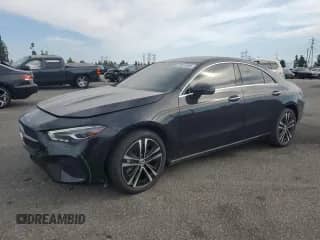 2025 Mercedes-Benz CLA 250 с VIN W1K5J4GBXSN532580, выставлен на аукционе Copart как лот 69312065 с пробегом 14 839 миль миль и Списание • Salvage title. История ставок и продаж доступна на DreamBid. Изображение 1.