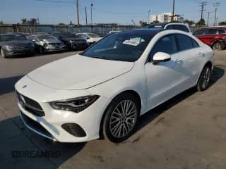 2025 Mercedes-Benz CLA 250 с VIN W1K5J4GB6SN522550, выставлен на аукционе Copart как лот 63819805 с пробегом 19 357 миль миль и Списание • Salvage title. История ставок и продаж доступна на DreamBid. Изображение 1.