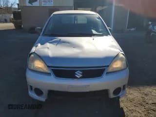 ✅ 2006 Suzuki Aerio Premium • VIN: JS2RC62H965350085 • Lot: 80517544. Wystawiony na Copart z przebiegiem 32 434 mil. Bezpłatny archiwum sprzedaży aukcyjnych z USA i szczegółowy raport historii pojazdu na DreamBid. Zdjęcie 5.