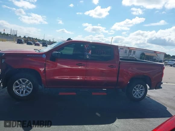 ✅ 2019 Chevrolet Silverado 1500 RST • VIN: 3GCPWDED0KG149801 • Lot: 43593303. Wystawiony na IAAI z przebiegiem 127 333 mil. Bezpłatny archiwum sprzedaży aukcyjnych z USA i szczegółowy raport historii pojazdu na DreamBid. Zdjęcie 14.