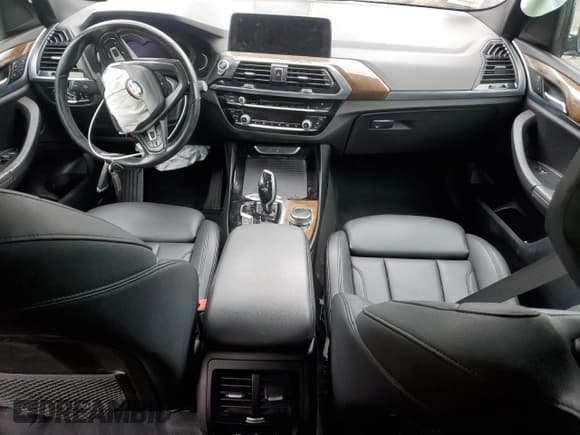 ✅ 2018 BMW X3 xDrive30i • VIN: 5UXTR9C55JLC74150 • Lot: 86615175. Wystawiony na Copart z przebiegiem Nie podano. Bezpłatny archiwum sprzedaży aukcyjnych z USA i szczegółowy raport historii pojazdu na DreamBid. Zdjęcie 8.