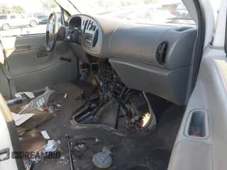 ✅ 2004 Ford Econoline Cargo • VIN: 1FTNS24WX4HB44284 • Лот: 43643008. Опубликован ранее на IAAI с пробегом 144 189 миль. Бесплатный доступ к архиву аукционных продаж из США и подробный отчёт об истории автомобиля на DreamBid. Изображение 5.