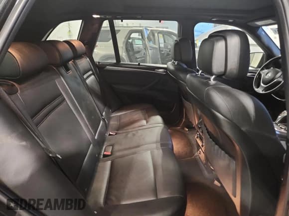 ✅ 2012 BMW X5 50i • VIN: 5UXZV8C51CL424965 • Лот: 93650355. Опубликован ранее на Copart с пробегом 121 895 миль. Бесплатный доступ к архиву аукционных продаж из США и подробный отчёт об истории автомобиля на DreamBid. Изображение 11.