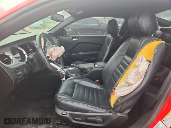 ✅ 2012 Ford Mustang GT Premium • VIN: 1ZVBP8CF4C5249330 • Lot: 85550595. Listed on Copart with 120,474 mi. Free auction sales archive from the USA and detailed vehicle history report at DreamBid. Image 7.