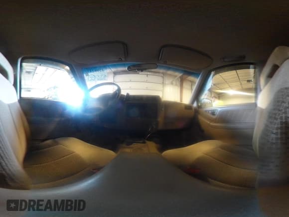 ✅ 1996 GMC Sonoma SL • VIN: 1GTDT19XXT8532974 • Лот: 42082373. Опубликован ранее на IAAI с пробегом 117 869 миль. Бесплатный доступ к архиву аукционных продаж из США и подробный отчёт об истории автомобиля на DreamBid. Изображение 24.