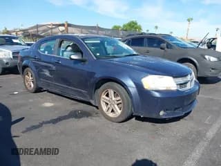 ✅ 2008 Dodge Avenger SXT • VIN: 1B3LC56K28N579213 • Lot: 43254518. Wystawiony na IAAI z przebiegiem 136 371 mil. Bezpłatny archiwum sprzedaży aukcyjnych z USA i szczegółowy raport historii pojazdu na DreamBid. Zdjęcie 1.