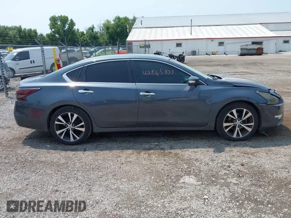 ✅ 2013 Nissan Altima SL • VIN: 1N4BL3AP1DN451062 • Lot: 42865108. Listed on IAAI with 133,050 mi. Free auction sales archive from the USA and detailed vehicle history report at DreamBid. Image 14.