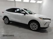 ✅ 2024 Toyota Venza XLE • VIN: JTEAAAAH6RJ164044 • Lot: 84814065. Wystawiony na Copart z przebiegiem 8 437 mil. Bezpłatny archiwum sprzedaży aukcyjnych z USA i szczegółowy raport historii pojazdu na DreamBid. Zdjęcie 4.