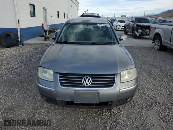 ✅ 2004 Volkswagen Passat GLS • VIN: WVWPD63B84P200382 • Lot: 71932095. Listed on Copart with 253,626 mi. Free auction sales archive from the USA and detailed vehicle history report at DreamBid. Image 5.