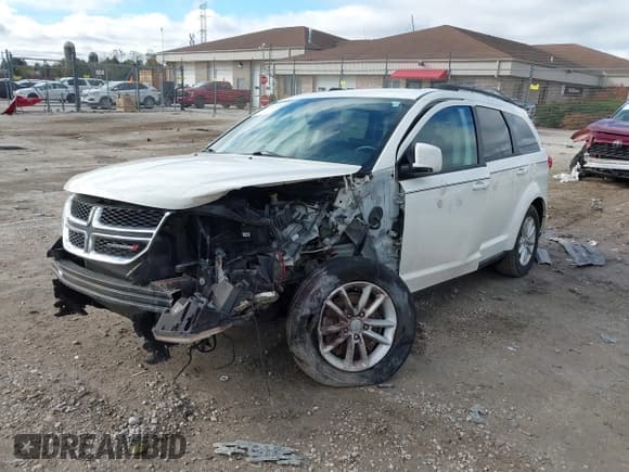 ✅ 2013 Dodge Journey SXT • VIN: 3C4PDCBB5DT562827 • Lot: 43513554. Wystawiony na IAAI z przebiegiem 94 317 mil. Bezpłatny archiwum sprzedaży aukcyjnych z USA i szczegółowy raport historii pojazdu na DreamBid. Zdjęcie 17.