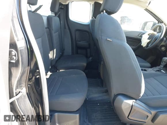 ✅ 2019 Ford Ranger XL • VIN: 1FTER1FH4KLA43319 • Lot: 43393126. Wystawiony na IAAI z przebiegiem 120 245 mil. Bezpłatny archiwum sprzedaży aukcyjnych z USA i szczegółowy raport historii pojazdu na DreamBid. Zdjęcie 8.