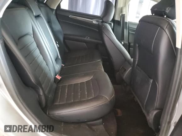 ✅ 2017 Ford Fusion SE • VIN: 3FA6P0HD6HR365698 • Lot: 65419775. Wystawiony na Copart z przebiegiem Nie podano. Bezpłatny archiwum sprzedaży aukcyjnych z USA i szczegółowy raport historii pojazdu na DreamBid. Zdjęcie 10.